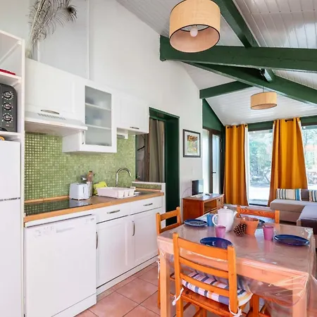 House With Small Garden And Shared Pool * Moliets-et-Maa